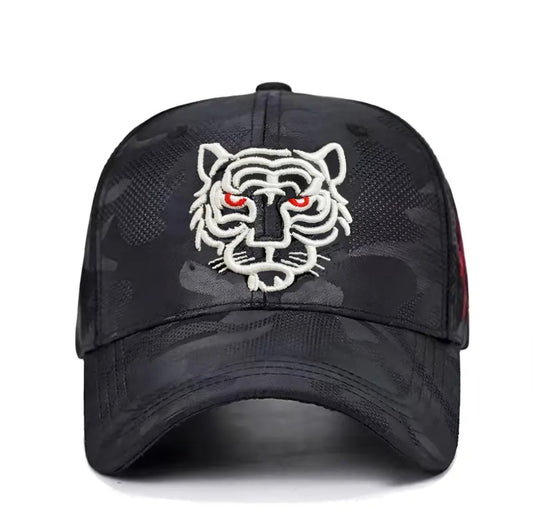 WHITE TIGER SNAPBACK BASEBALL CAP B+F 8