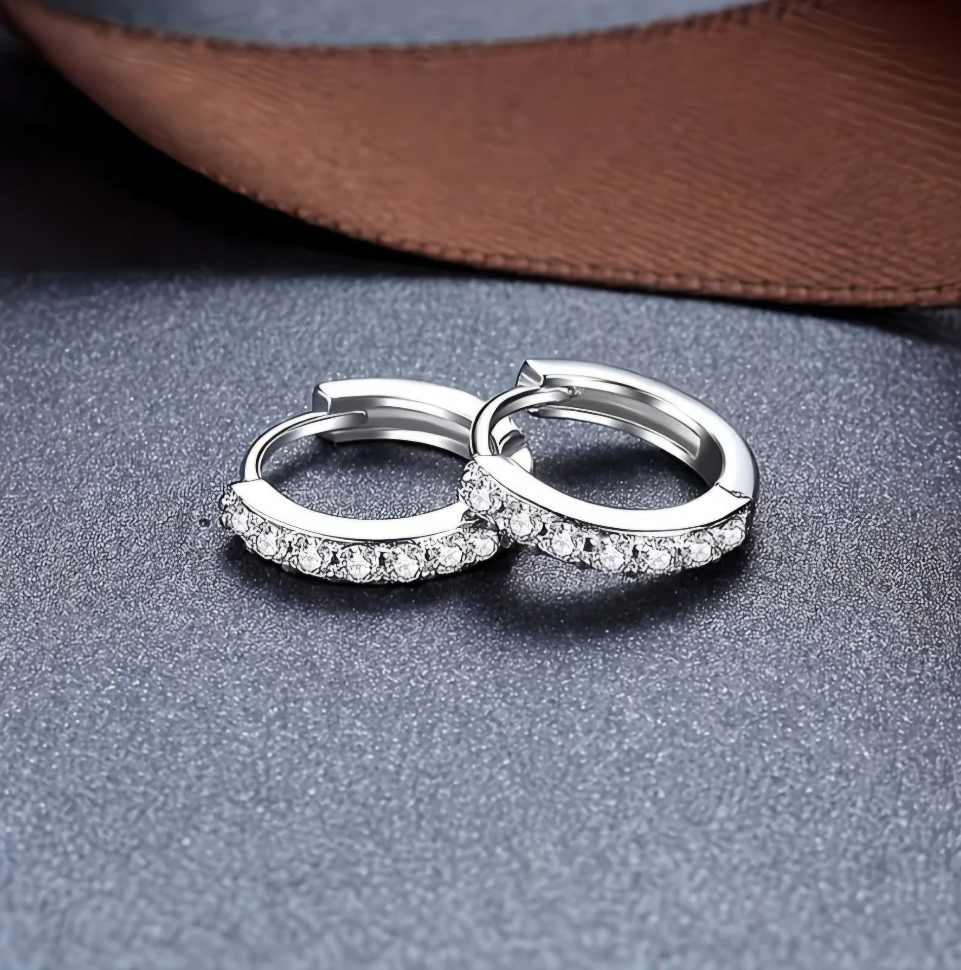 7 DIAMOND ROW HOOP EARRINGS B+F 8