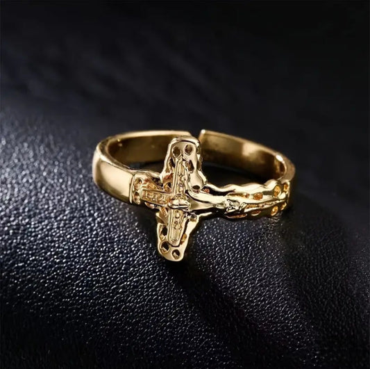 ELEGANT CROSS RING BLING8UK