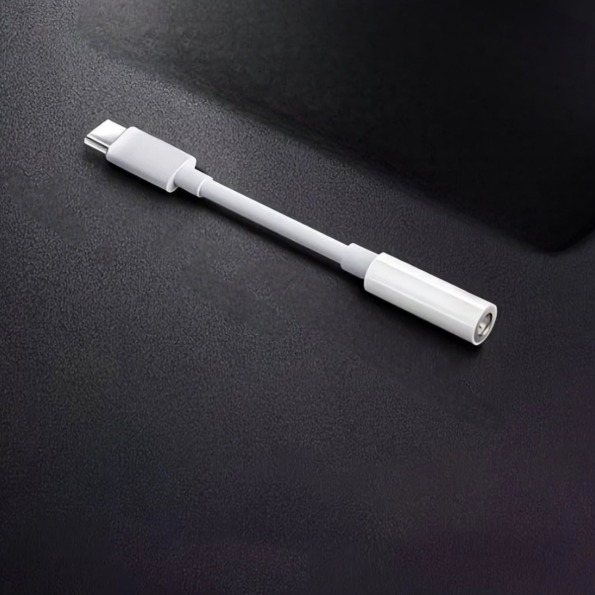 HEADPHONE ADAPTOR WHITE B+F 8