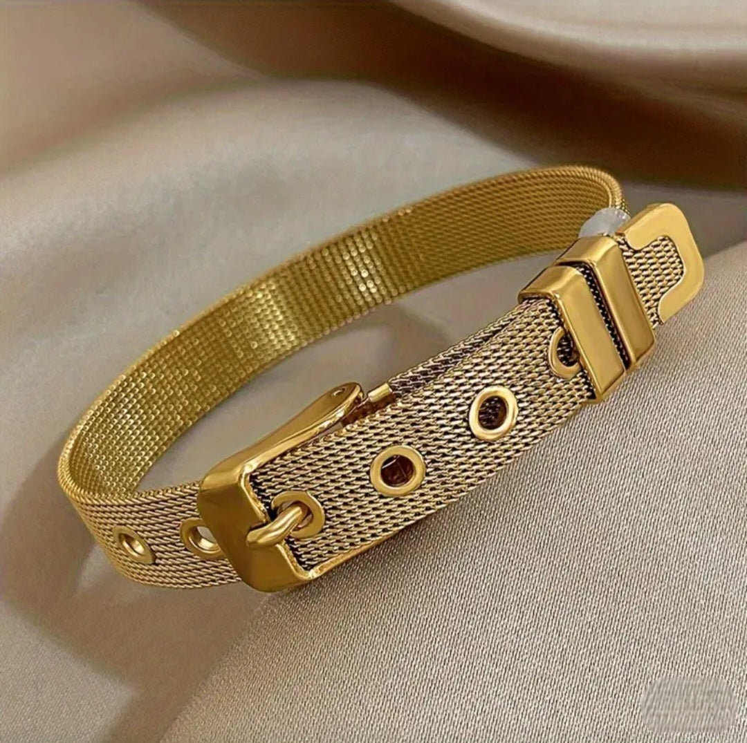 GOLDEN BELT BUCKLE BRACELET BLING8UK